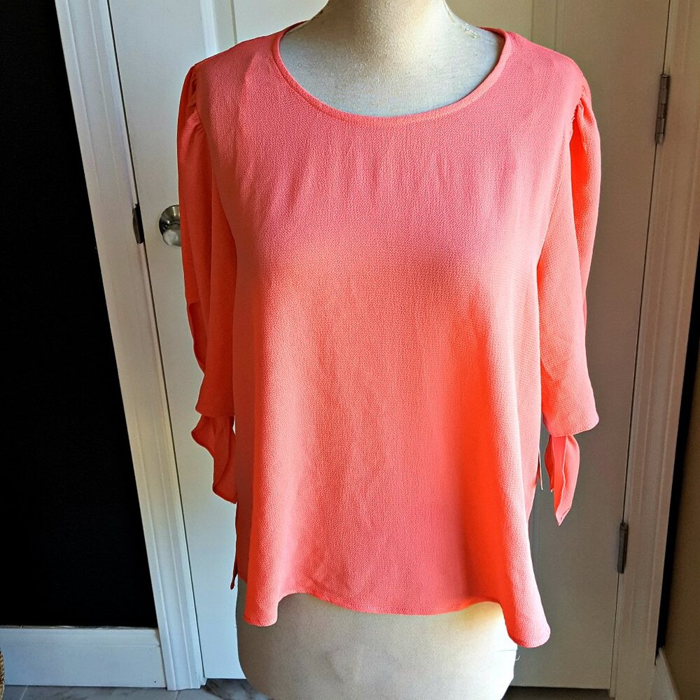 NEW! CECE TIED SLEEVE BLOUSE SZ L